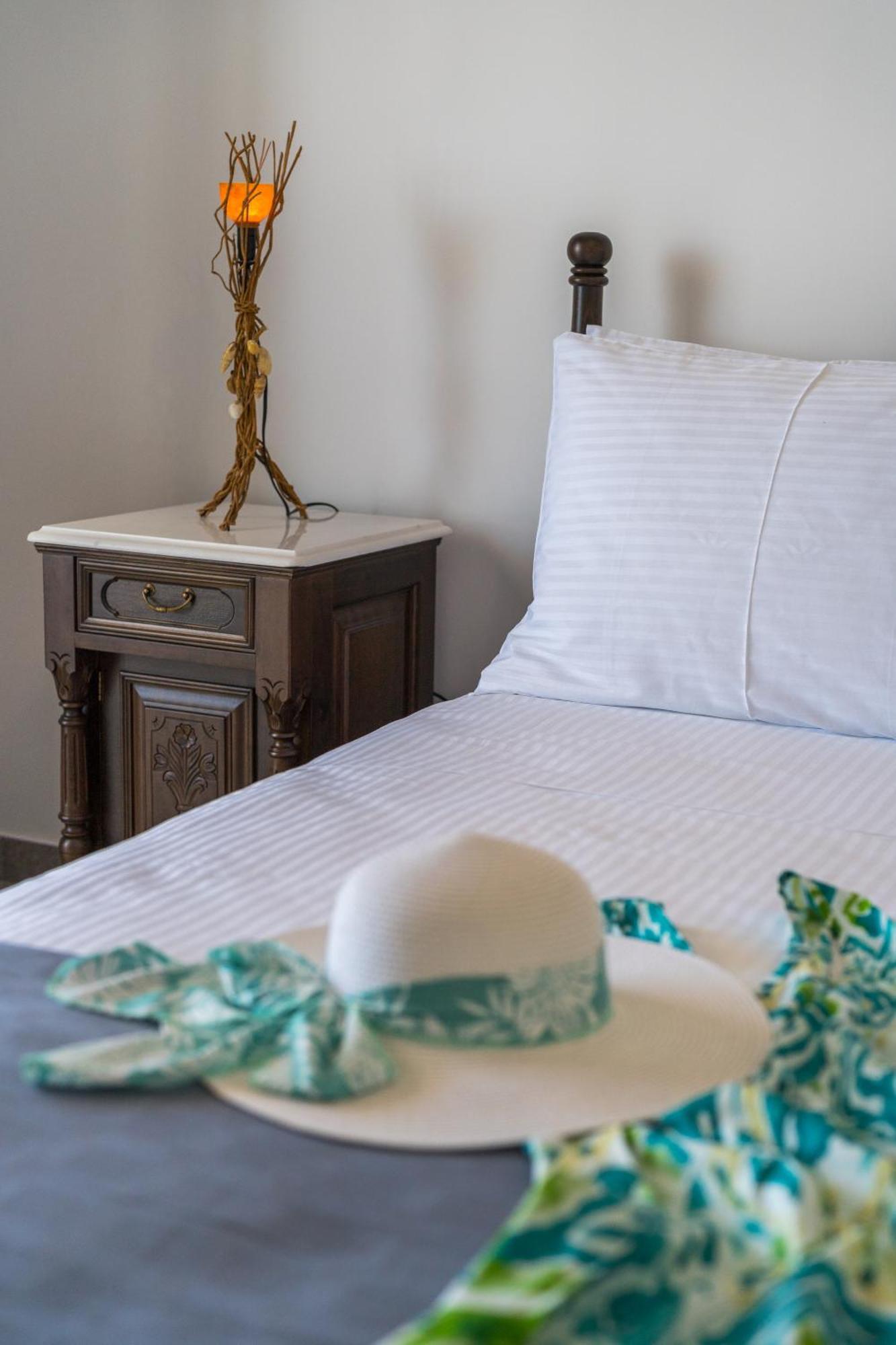 Blue Eyes Beach Villas Μονόλιθος Εξωτερικό φωτογραφία