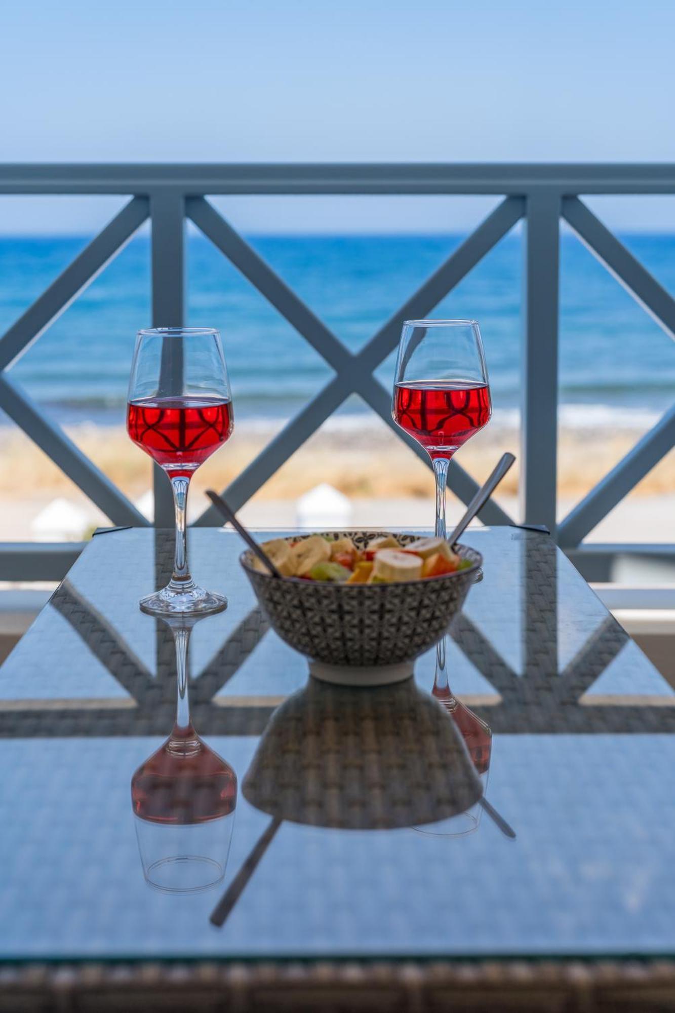 Blue Eyes Beach Villas Μονόλιθος Εξωτερικό φωτογραφία