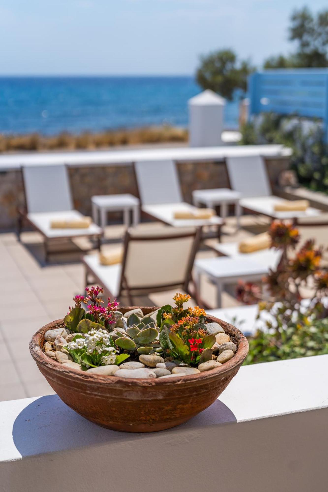 Blue Eyes Beach Villas Μονόλιθος Εξωτερικό φωτογραφία